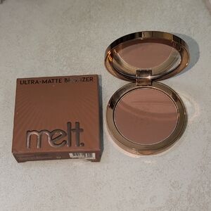 Melt Cosmetics Ultra-Matte Bronzer — Matte Malibu